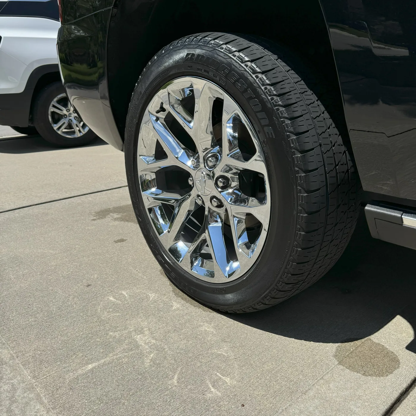 Chevy Tahoe chrome wheel detail Kansas City